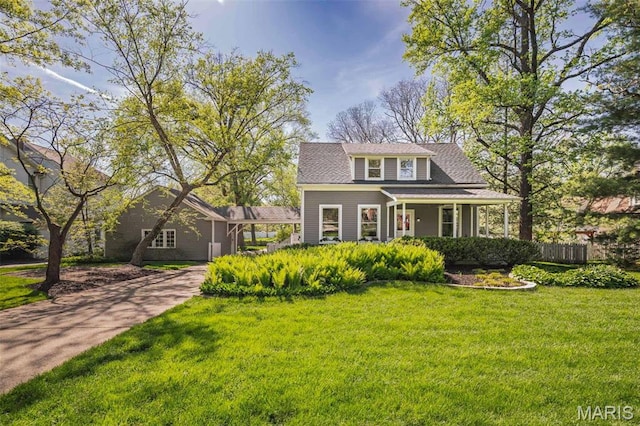 1211 S Geyer Rd, Saint Louis, MO 63122 - view of front of house with driveway and a carport