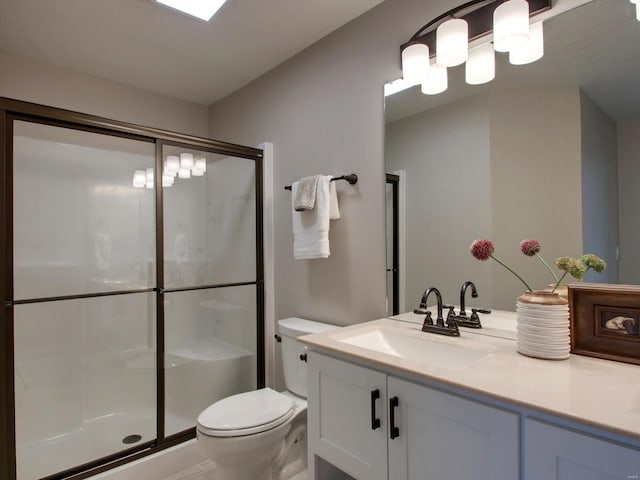 504 Timber View Ter, Hannibal, MO 63401 - full bathroom featuring a shower stall, toilet, and vanity