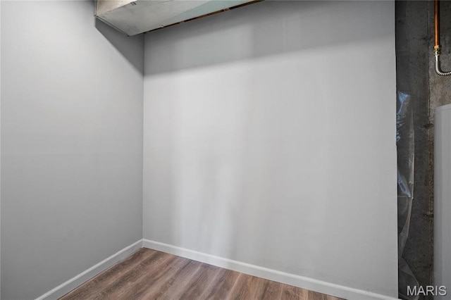 918 Fairway Dr, Union, MO 63084 - walk in closet featuring wood finished floors