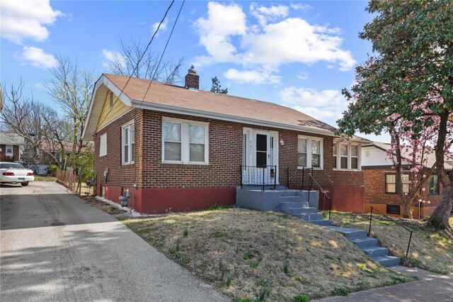 7611 San Diego Ave, Saint Louis, MO 63121 - photo 2