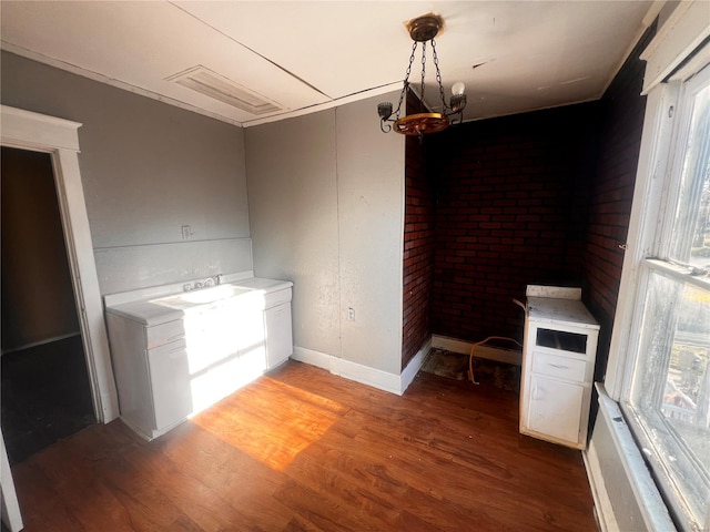 236 S Cherry St, Centralia, IL 62801 - photo 22