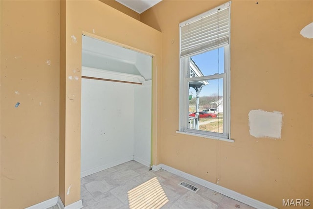 104 S 4th St, De Soto, MO 63020 - interior space