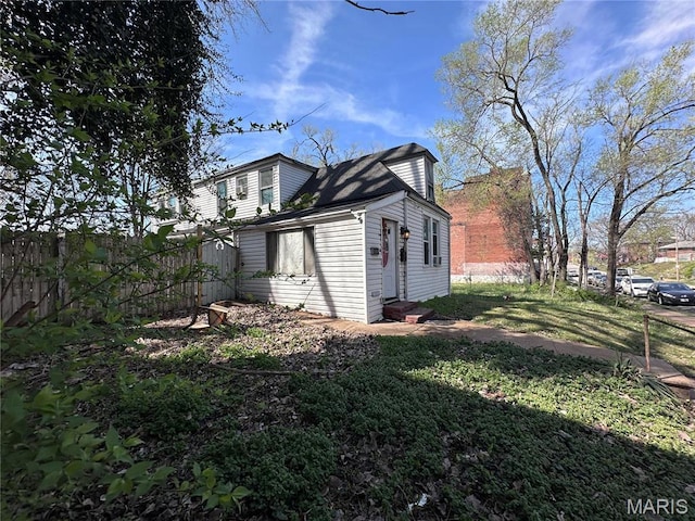 2108 Chippewa St, Saint Louis, MO 63118 - view of home's exterior with entry steps