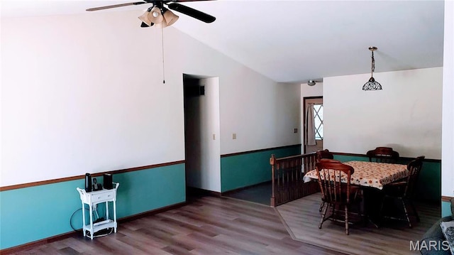 1020 White Hawk Dr, Cuba, MO 65453 - dining area featuring a ceiling fan, wood finished floors, vaulted ceiling, and baseboards