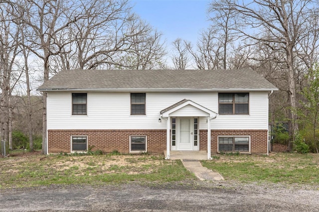 1680 Neff Rd, Saint Clair, MO 63077 - split foyer home featuring brick siding