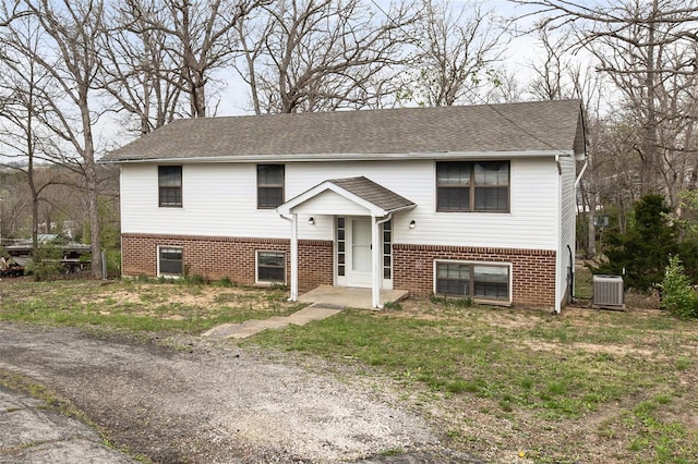 1680 Neff Rd, Saint Clair, MO 63077 - bi-level home with central air condition unit and brick siding
