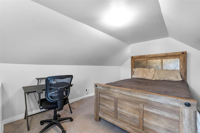 312 Bellevue St, Cape Girardeau, MO 63701 - carpeted bedroom featuring lofted ceiling and baseboards
