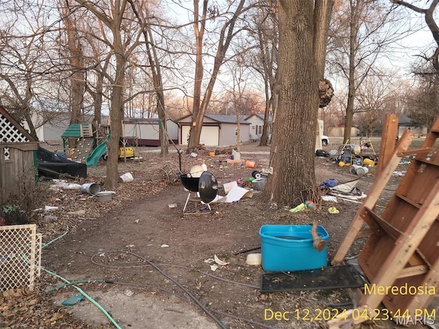 514 NW Washington St, Meredosia, IL 62665 - view of yard featuring a playground