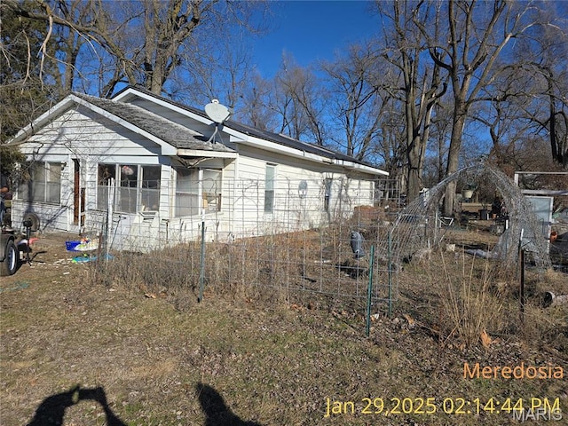 514 NW Washington St, Meredosia, IL 62665 - view of home's exterior