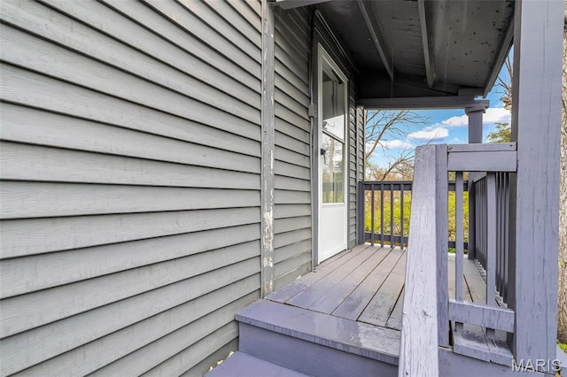 5537 Helen Ave, Saint Louis, MO 63136 - view of deck