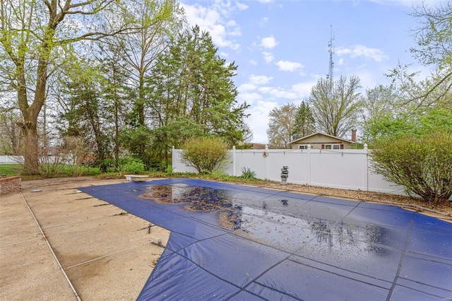 29 Park Charles Blvd N, Saint Peters, MO 63376 - view of swimming pool with fence, a patio, and a diving board