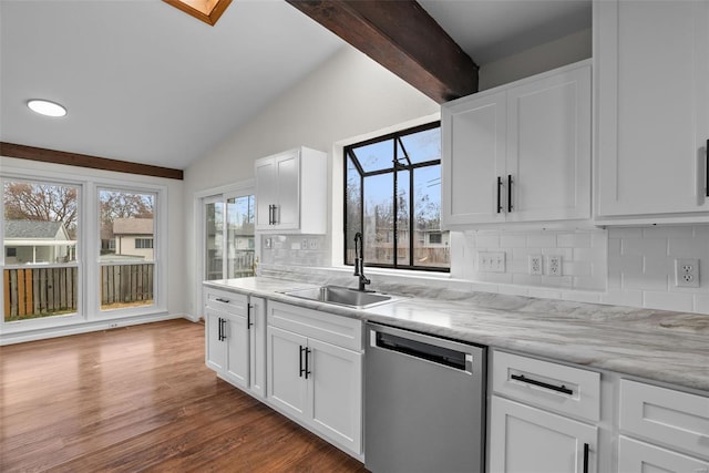 7 Beavertail Ct, Florissant, MO 63033 - kitchen with dishwasher, a sink, tasteful backsplash, white cabinetry, and recessed lighting
