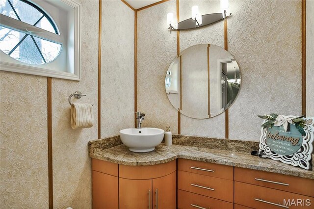 1156 Toreador Dr, Saint Louis, MO 63141 - photo 29