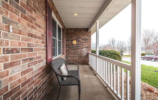 1205 Britt Ln, Rolla, MO 65401 - balcony with a porch