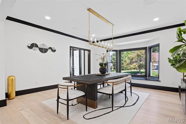 13516 Weston Park Dr, Saint Louis, MO 63131 - dining room featuring ornamental molding, recessed lighting, light wood-style floors, and baseboards