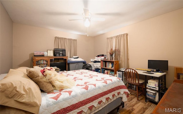 4434 County Road 4110, Salem, MO 65560 - bedroom with wood finished floors and ceiling fan