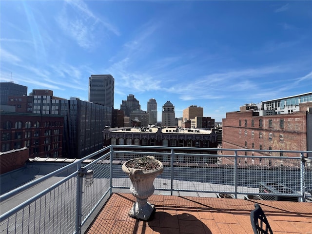 1113 Washington Ave Unit 510, Saint Louis, MO 63101 - balcony featuring a view of skyline