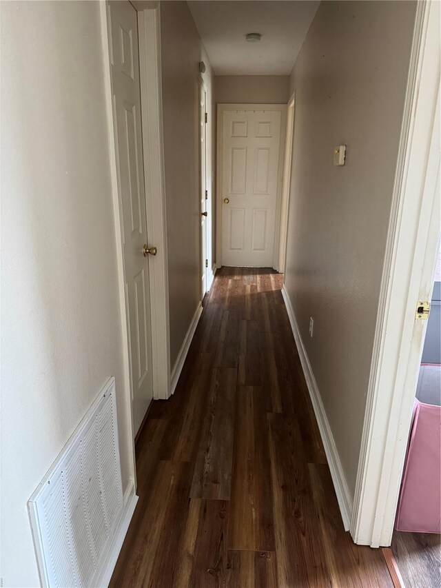 16 Wood St, Park Hills, MO 63601 - hall featuring dark wood-style flooring and baseboards