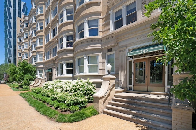 4 N Kingshighway Blvd Unit 4D, Saint Louis, MO 63108 - entrance to property with french doors