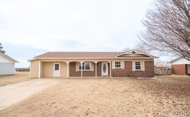 1603 Stokelan Dr, Malden, MO 63863 - photo 1