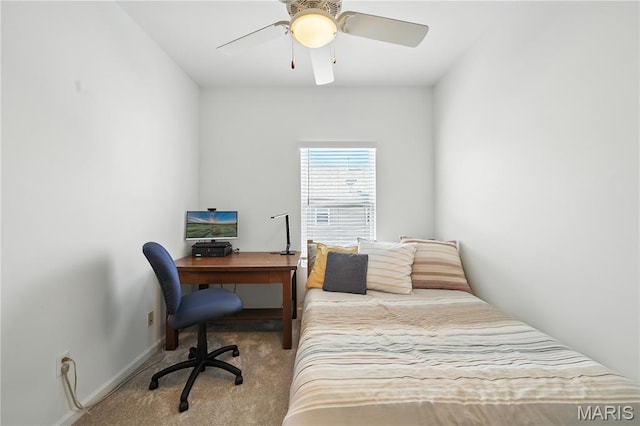 5784 Westminster Pl, Saint Louis, MO 63112 - bedroom featuring carpet, ceiling fan, and an office area