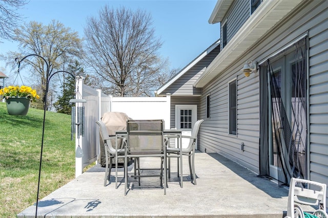 8 Nick Ridge Dr, Washington, MO 63090 - view of patio / terrace with outdoor dining area
