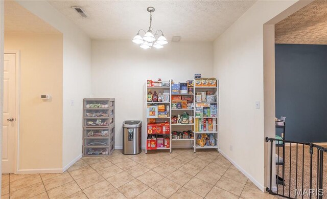 22354 Target Rd, Saint Robert, MO 65584 - interior space