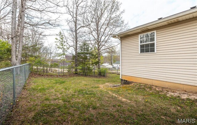 22354 Target Rd, Saint Robert, MO 65584 - view of yard