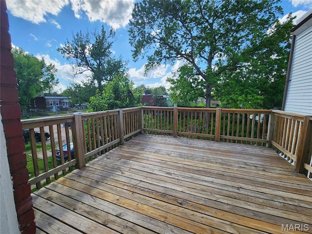 4713 Virginia Ave, Saint Louis, MO 63111 - view of deck