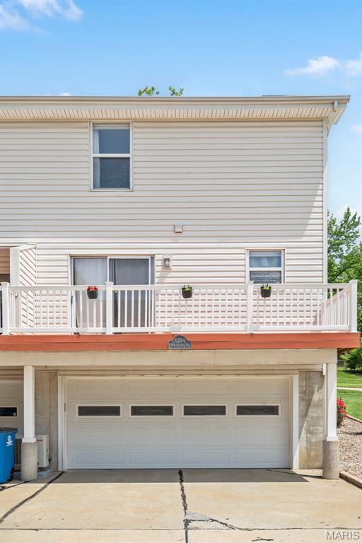 1704 Honeysuckle Dr Unit 1, Saint Charles, MO 63303