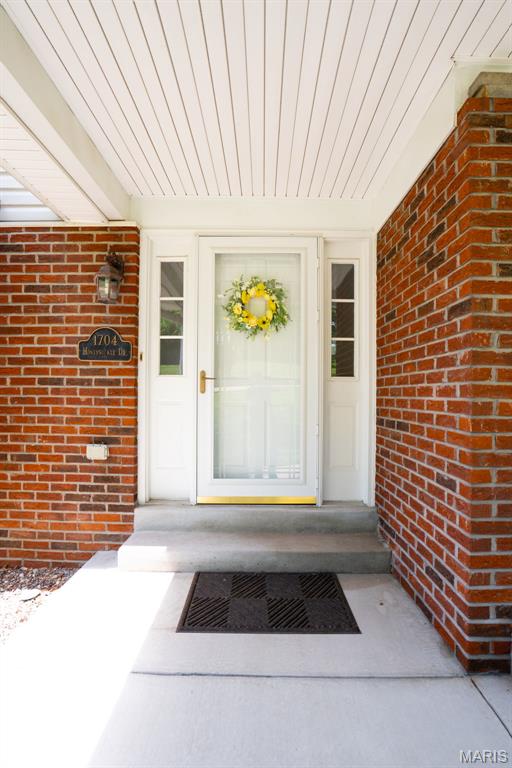 1704 Honeysuckle Dr Unit 1, Saint Charles, MO 63303