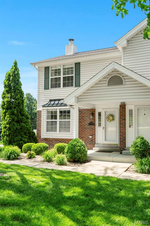 1704 Honeysuckle Dr Unit 1, Saint Charles, MO 63303