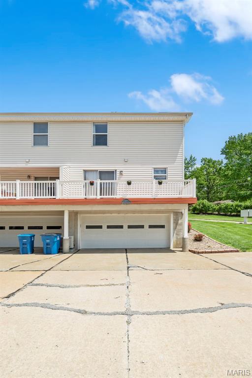 1704 Honeysuckle Dr Unit 1, Saint Charles, MO 63303