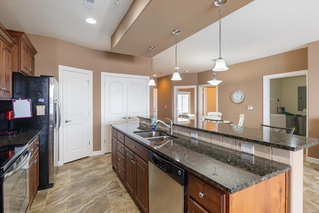 18011 Blue Anchor Dr Unit 132, Gravois Mills, MO 65037 - kitchen featuring a sink, stainless steel appliances, a kitchen island with sink, pendant lighting, and electric panel