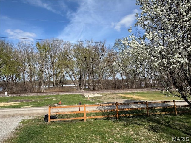 13899 Riverview Dr, New London, MO 63459 - view of community