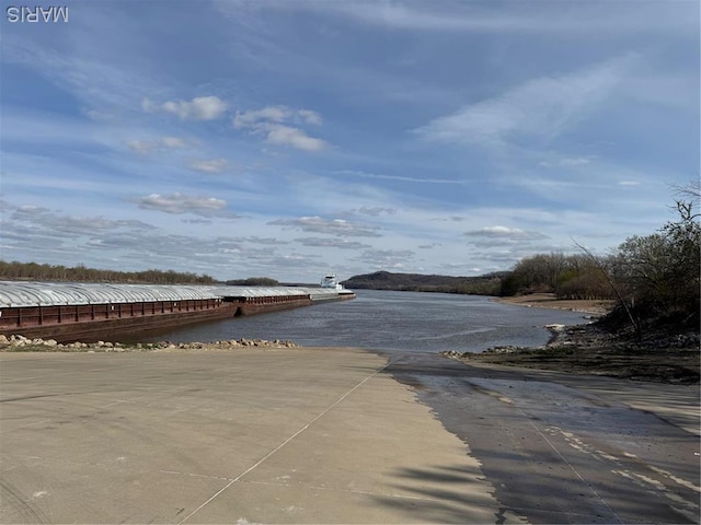 13899 Riverview Dr, New London, MO 63459 - water view with a boat ramp