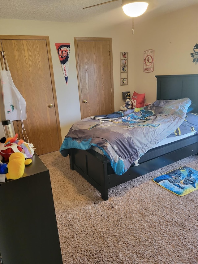 100 Grand Central Dr, Union, MO 63084 - carpeted bedroom with two closets and ceiling fan