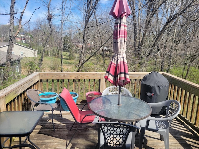 100 Grand Central Dr, Union, MO 63084 - wooden terrace featuring outdoor dining area