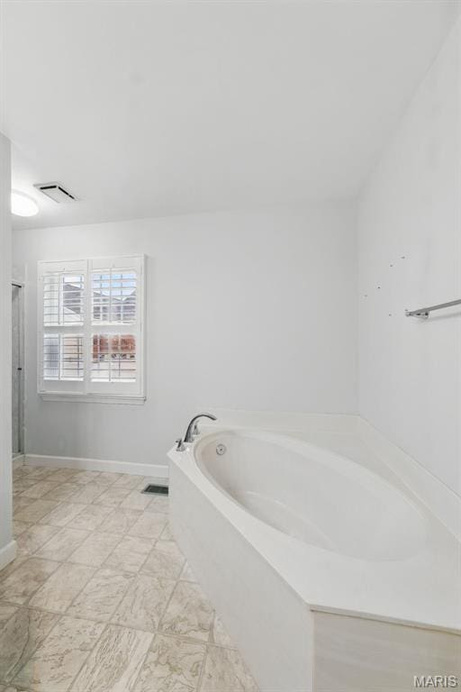 7426 Whitehall Colonial Ln, Saint Louis, MO 63119 - photo 17