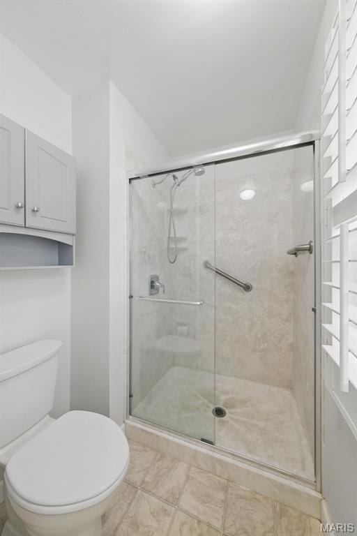 7426 Whitehall Colonial Ln, Saint Louis, MO 63119 - photo 19