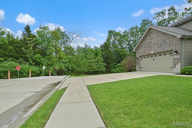 472 Cypress Creek Ln, Imperial, MO 63052 - view of road featuring traffic signs