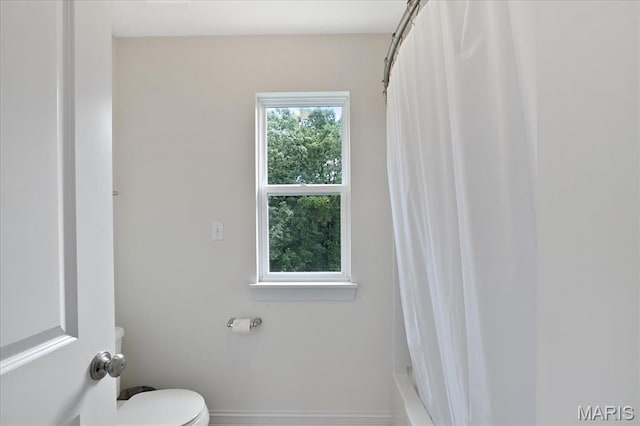 472 Cypress Creek Ln, Imperial, MO 63052 - bathroom featuring toilet and baseboards