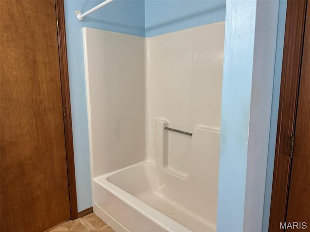 19924 Goldenwood Rd, Lebanon, MO 65536 - view of full bath