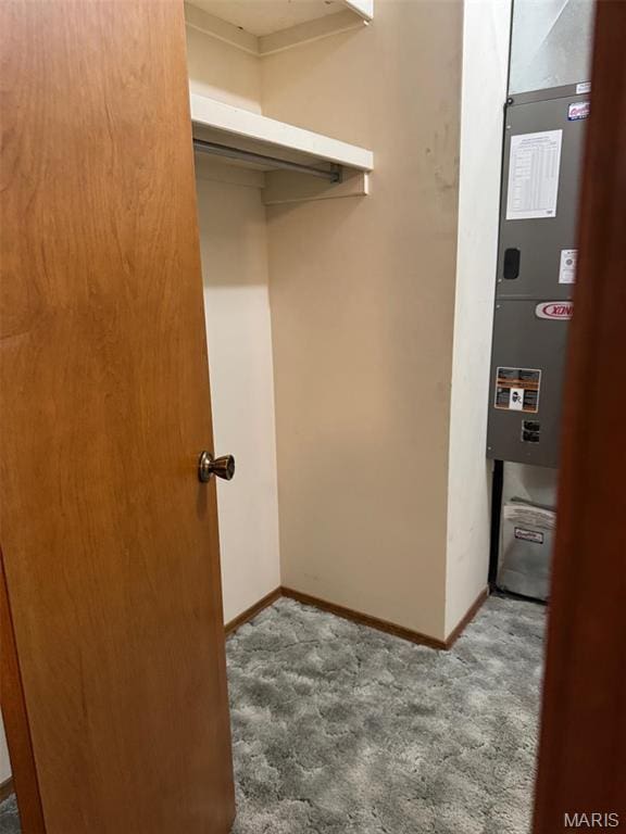 19924 Goldenwood Rd, Lebanon, MO 65536 - view of closet