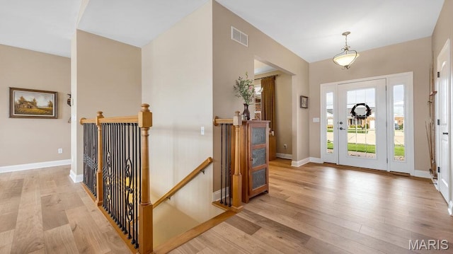 304 Wood Duck Ct, Waterloo, IL 62298 - entrance foyer featuring light wood finished floors and baseboards