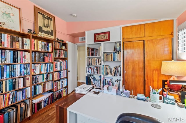 1500 Ridgewood Dr, Saint Louis, MO 63126 - view of office