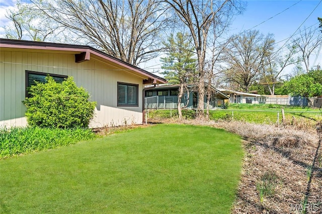 1500 Ridgewood Dr, Saint Louis, MO 63126 - view of green lawn