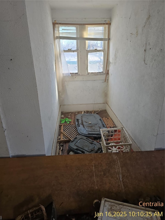 215 W 17th St, Centralia, IL 62801 - view of empty room