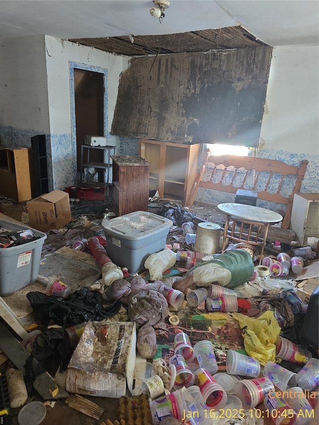 215 W 17th St, Centralia, IL 62801 - view of misc room