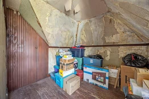 2926 Dodier, Saint Louis, MO 63107 - view of unfinished attic